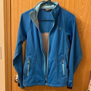 The North Face Women's Vibrant Blue Windstopper